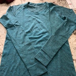 Lululemon Swiftly Tech long sleeve